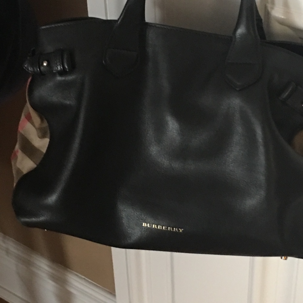 Burberry Medium Banner House Check tote